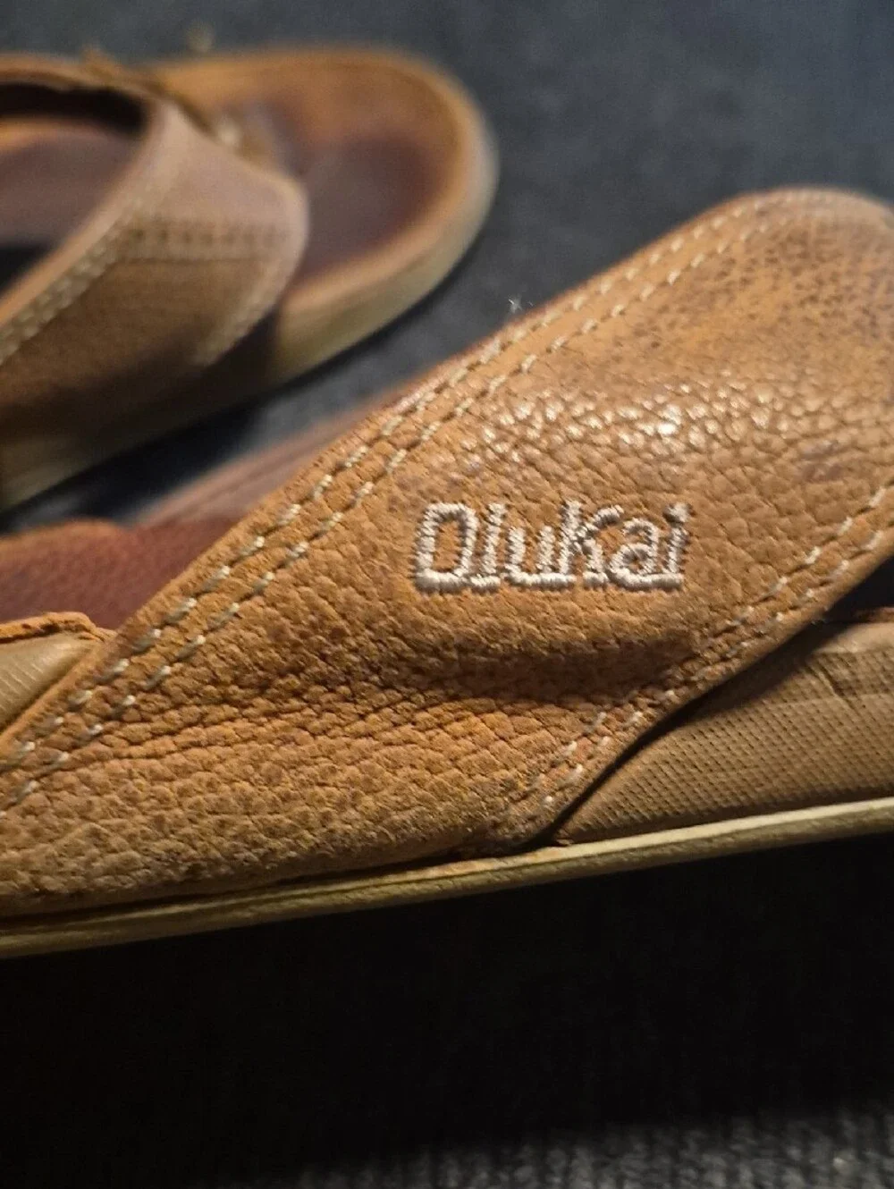 OluKai Brown Leather Thong Sandals